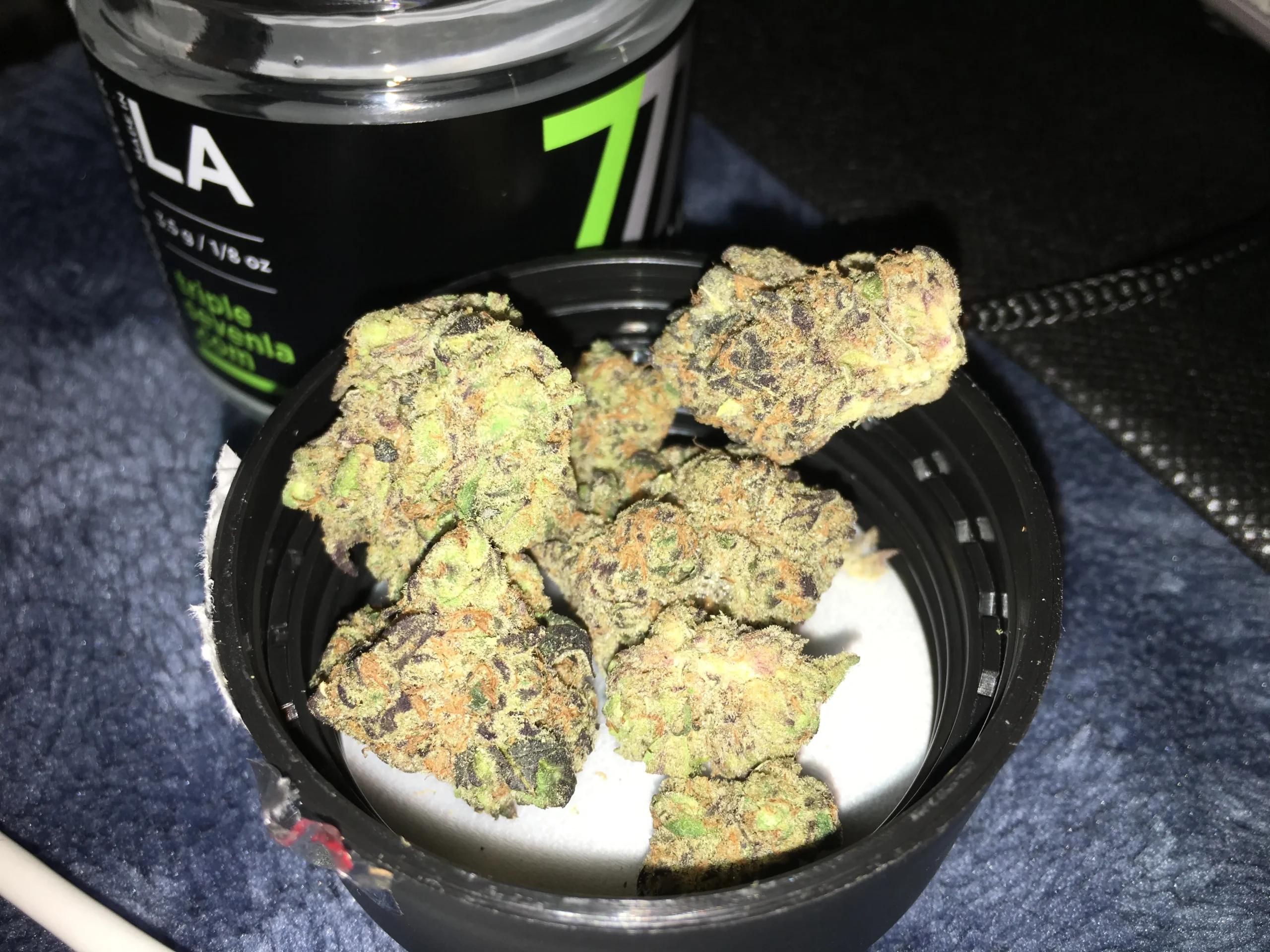 PeanutButterBreathStrainUKscaled1 Night Ax Night Ax Cannabis CBD Cannabisblüten und Vapes in Deutschland Entdecke unser Sortiment verschiedene Produkte und informative Inhalte rund um Cannabis