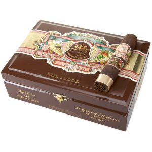 Mein Vater, der Richter – Große Robusto-Zigarre, eckig gepresst